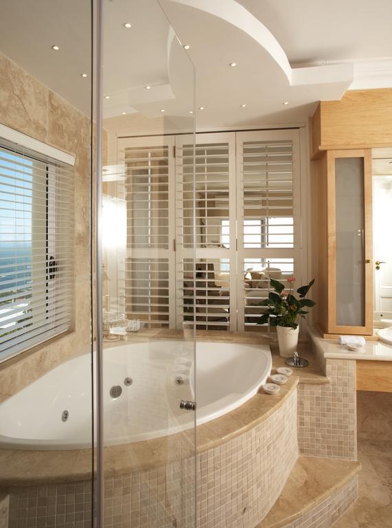 Atlantique Camps Bay 4-bedroom Luxury *