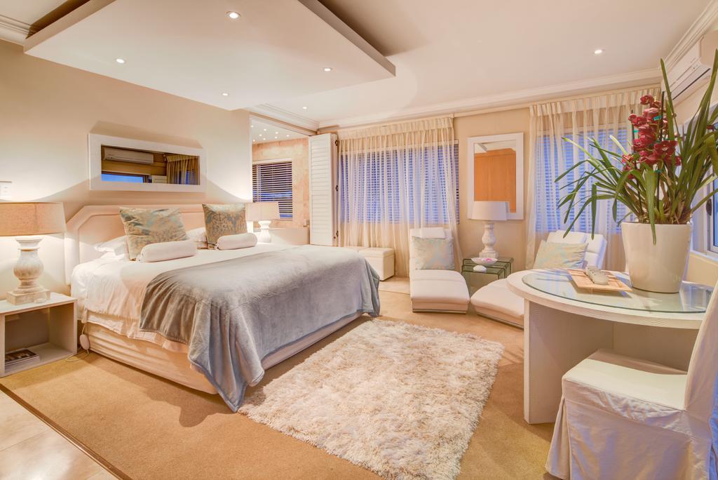 Villa Atlantique Camps Bay 4-bedroom Luxury